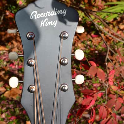 2021 Recording King Dirty 30s 7, w/a Toba 000 body in Sunburst w/ Gold Foil Soundhole Pickup, w/New set-up, & New Black Hardshell Case ~ Mint ! image 4