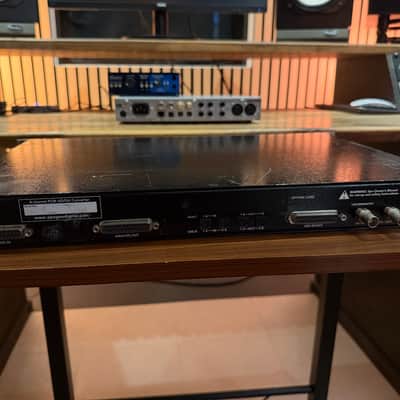 Apogee Rosetta 800 192kHz 8-Channel AD/DA Converter 2000s - Silver image 3