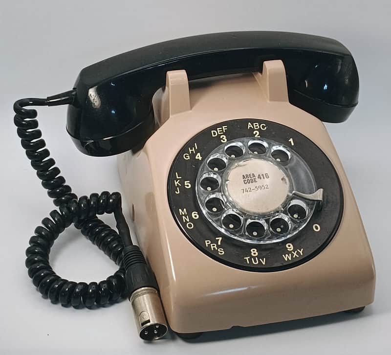 Custom Lo-Fi Telephone Microphone - Northern Telecom G1 1960's Handset - Pink/Black w/ Model 500 Tremolo Effect Base image 1