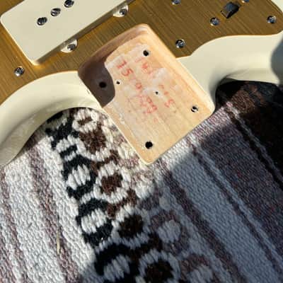 Squier J Mascis Jazzmaster loaded body image 4