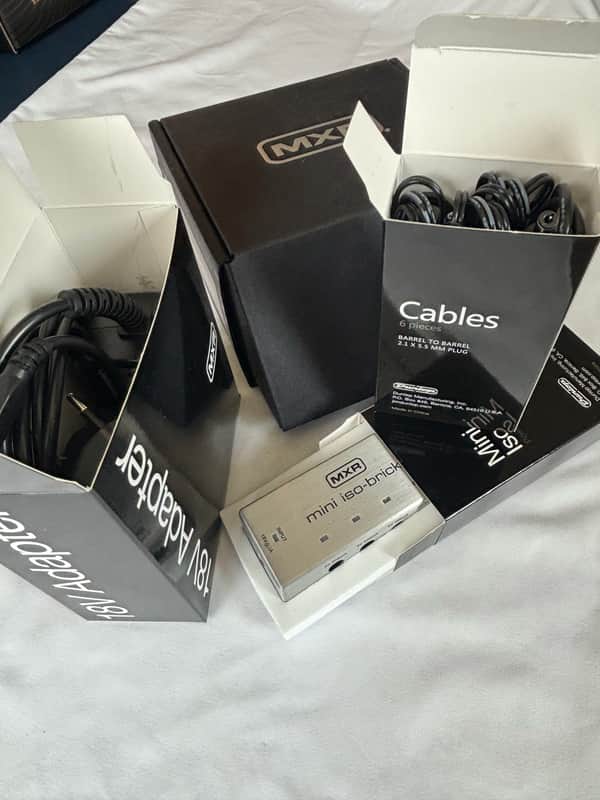 MXR M239 Mini Iso-Brick Power Supply