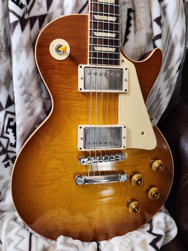 Gibson CS R8 - Lightly Aged 2019 - Sunburst image 1