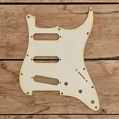 Medium/Heavy-Aged Relic 11-Hole - SSS - Cream Stratocaster Pickguard image 2