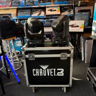 CHAUVET INTIMSPOT375Z-IRC SET (THE PAIR WITH CASE) - 4 SET AVAILABLE - (Pre owned - excellent condition - 3 months warranty) image 2