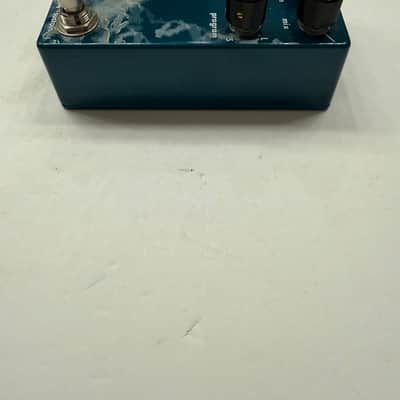 Walrus Audio Fathom Multi Function Reverb Guitar Effect Pedal image 5