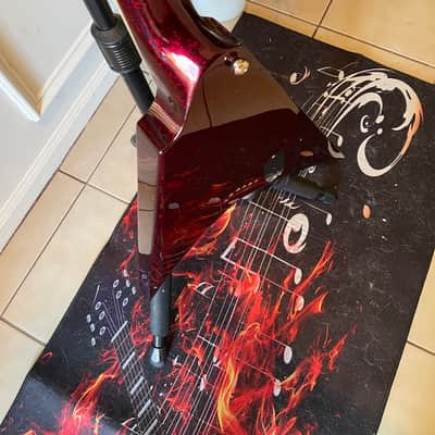 ESP LTD KH-V Red Sparkle – Kirk Hammett Signature | EMG Bone Breakers | ESP Deluxe Case image 13