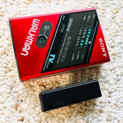[RARE] Sony WM F101 Walkman Cassette Player, Beautiful Red !! Tested & Running !! image 2