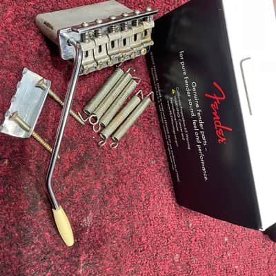 Fender Stratocaster Tremolo assembly Made In USA Pat Pend Saddles 009-4247-049 Relic image 2