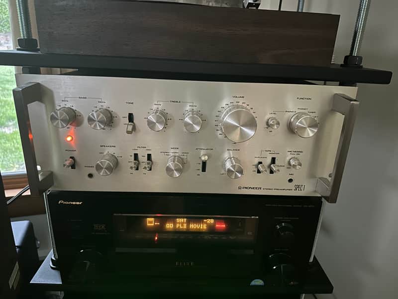 Pioneer SPEC-1 17-Watt Stereo Solid State Pre Amplifier 1976 - 1980 - Silver