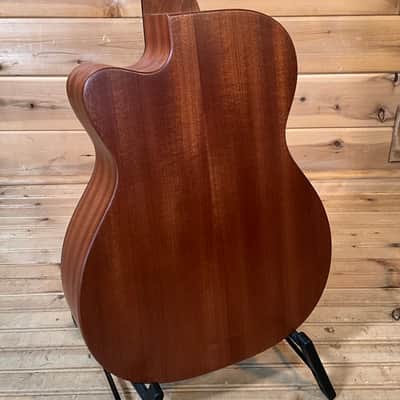 Martin 000-C Jr-E Acoustic Guitar - Natural image 4
