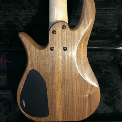 Fodera Monarch Standard 2025 - Walnut body, Ivorywood top - Satin image 4