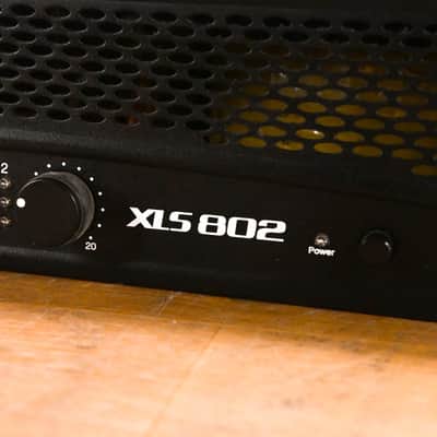 Crown XLS 802 2-Channel Power Amplifier CG010UC image 5