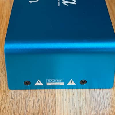 Strymon Zuma 9-Output High Current DC Power Supply 2016 - Present - Blue image 5