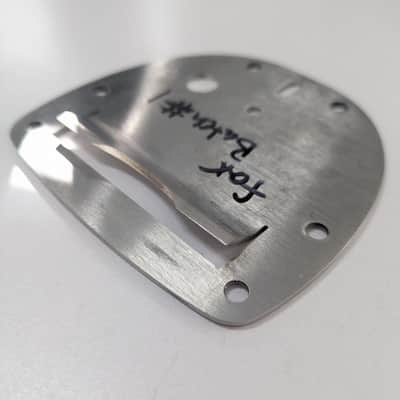 fax Guitars offset vibrato knife edge pivot plate replacement - Polished image 3