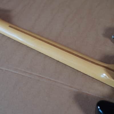 Fender USA Standard Stratocaster Hardtail (2001) + Hard Case image 16