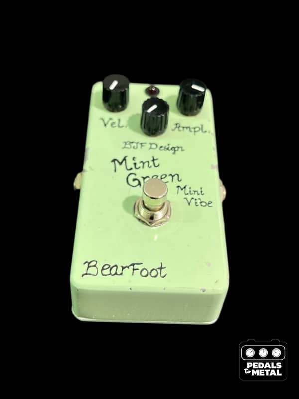 Bearfoot FX Mint Green Mini Vibe -x19357 | Reverb