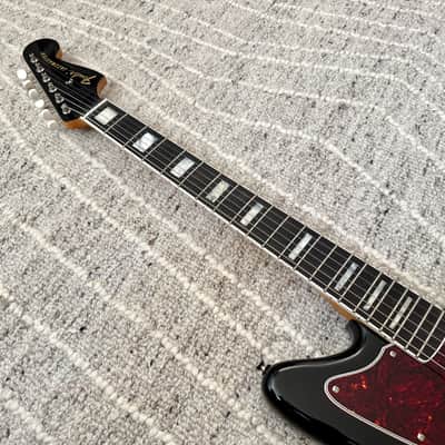 Fender Gold Foil Jazzmaster 2023 - Candy Apple Burst image 8