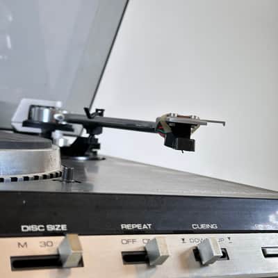 Fisher MT-6355 Quartz Locked Direct Drive Turntable image 4