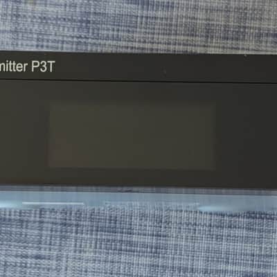 Shure PSM 300 In-Ear Monitoring System (P3T and P3RA) H20 Band 2019 - Black image 2