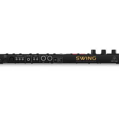 Behringer Swing 32 Key USB Controller Keyboard imagen 2