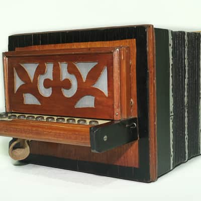 Antique Diatonic Saratovskaya Harmonica, Vintage Handmade Garmon, Button Accordion, 2440, Old Squeezebox Musical Instrument, Small Bayan Accordion image 7