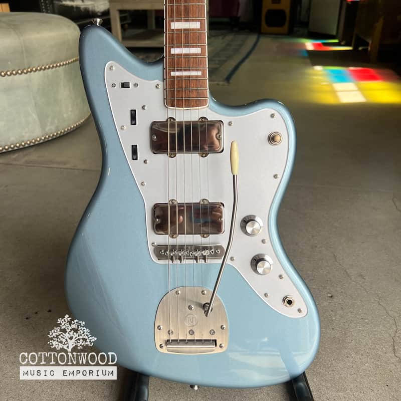 Fender MIJ Traditional II Late '60s Jazzmaster | Reverb
