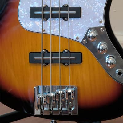 Bacchus WJB- Mini Jazz Bass Mid-20s - Thre tone sunburst image 2