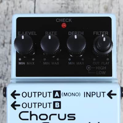 Boss CE-5 Stereo Chorus Ensemble Pedal Electric Guitar Chorus Effects Pedal image 14