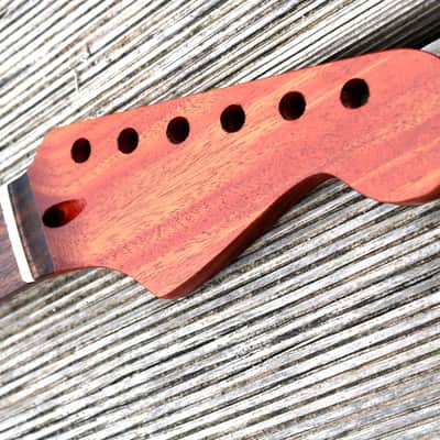 Stratocaster neck, mahogany, 22 frets, leveled and polished, 9,5" radius image 6