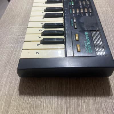 Casio SK-1 32-Key Sampling Keyboard 1986 - Black image 2