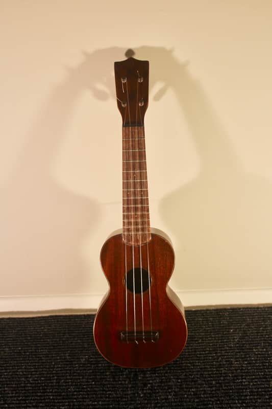 Martin Style 1 Soprano Uke 20's image 1