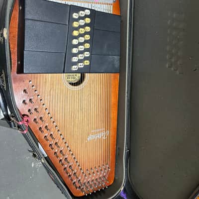 Oscar Schmidt OS15B Autoharp 2010s - Sunburst image 2