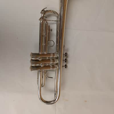 Bach TR200 Trumpet – Intermediate Bb Trumpet – Excellent Used Condition SM#5242 image 5