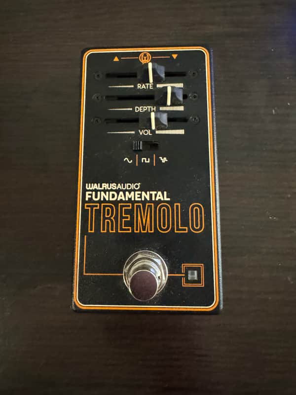 Walrus Audio Fundamental Tremolo