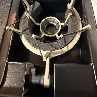 Neumann TLM 102 Studio Set with Shockmount 2013 - Present - Nickel image 4