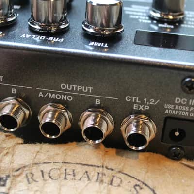 BOSS "RV 200" image 8