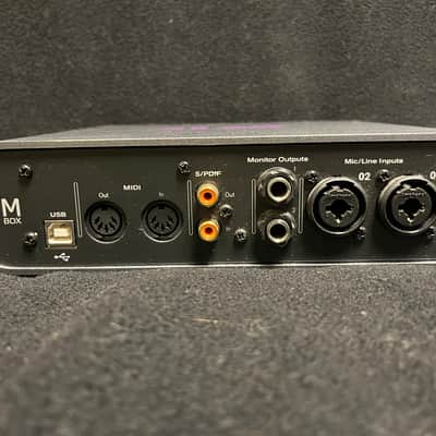 Avid MBox 3 USB Audio Interface 2010s - Silver / Black image 4