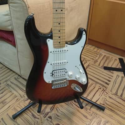 Fender Stratocaster Player HSS 2024 - Sunburst image 1