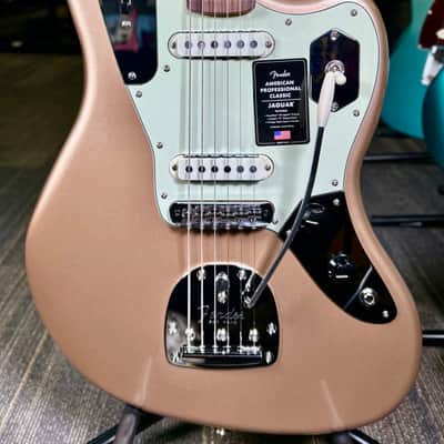 Fender American Professional Classic Jaguar®, Rosewood Fingerboard, Faded Firemist Gold image 1