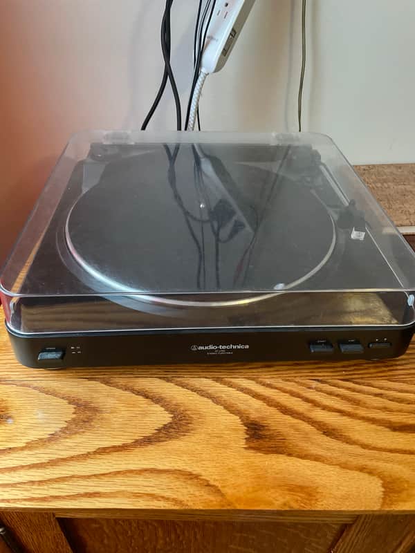 Audio-Technica AT-LP60USB Black Fully Automatic Belt Driven Turntable with USB 2010s - Black