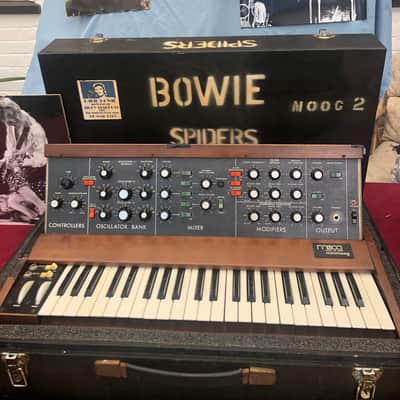 Moog MiniMoog 1972 actual David Bowie Ziggy tour no 2  1972 with actual original case and provenance image 3