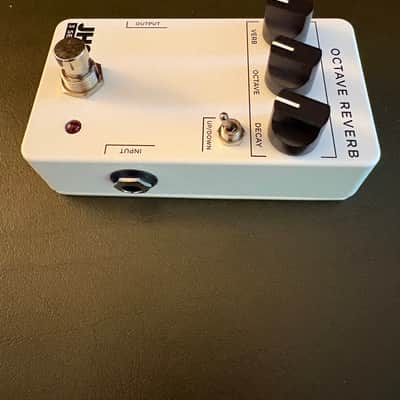 JHS 3 Series Octave Reverb 2022 - Present - White image 3