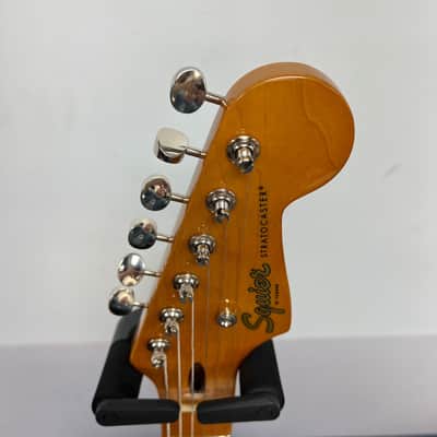 Used 2021 Squier Classic Vibe '50's Strat Stratocaster Electric Guitar Maple Fingerboard Fiesta Red image 2