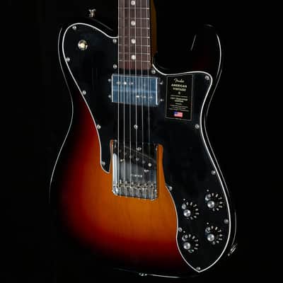 Fender American Vintage II 1977 Telecaster Custom Rosewood Fingerboard 3-Color Sunburst (657) image 1