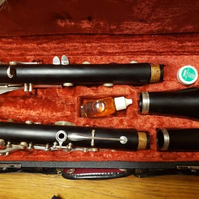 Inexpensive Buffet Crampon R13 Bb Clarinet--Ferree's Cork Overhaul! image 7
