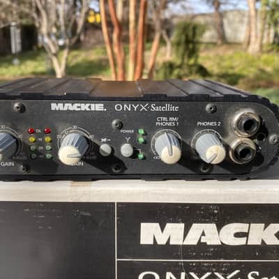 Mackie Onyx Satellite FireWire Audio Interface with Base Station 2006 - 2009 - Dark Gray image 4