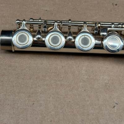 Yamaha YFL - 361 Closed Hole Intermediate Flute image 12