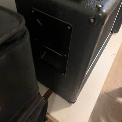 Marshall 1936 Lead 150-Watt 2x12" Guitar Speaker Cabinet 1981 - Present - Black image 5