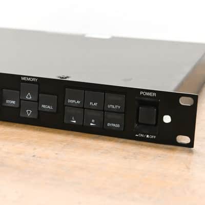 Yamaha YDG2030 Digital Graphic Equalizer CG012CV image 2