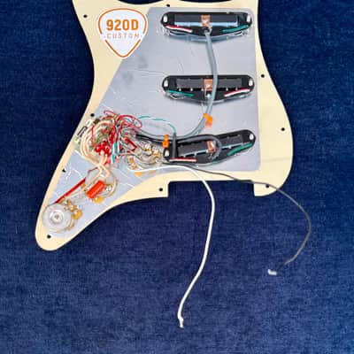 920D Custom Stratocaster Polyphonic Loaded Pickguard 2023 - Aged White image 2